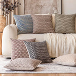 housse coussin décorative imprimé floral beige moderne canapé salon maison intérieur