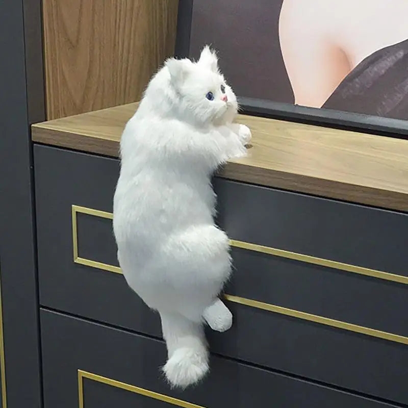 jouet chat peluche blanc bleu orange noir fourrure réaliste décor maison adhésif suspendu doux