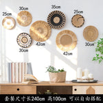 Assiettes décoratives boho tissées motifs géométriques naturel noir blanc fixations rondes