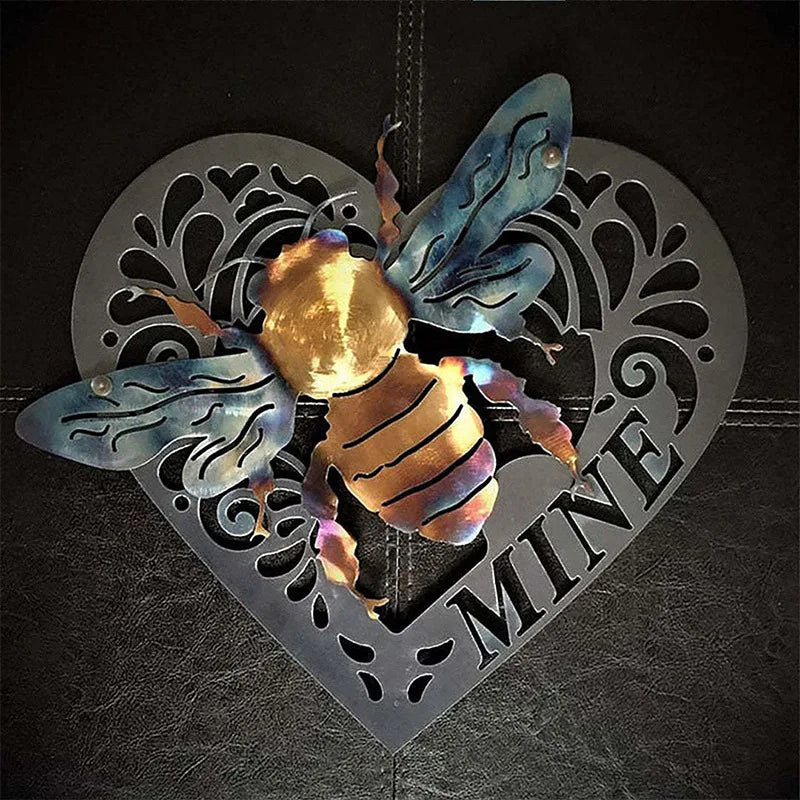 plaque murale métallique abeille coeur or bleu violet moderne artisanal oeilletsKeeperOFtheBEE MINE