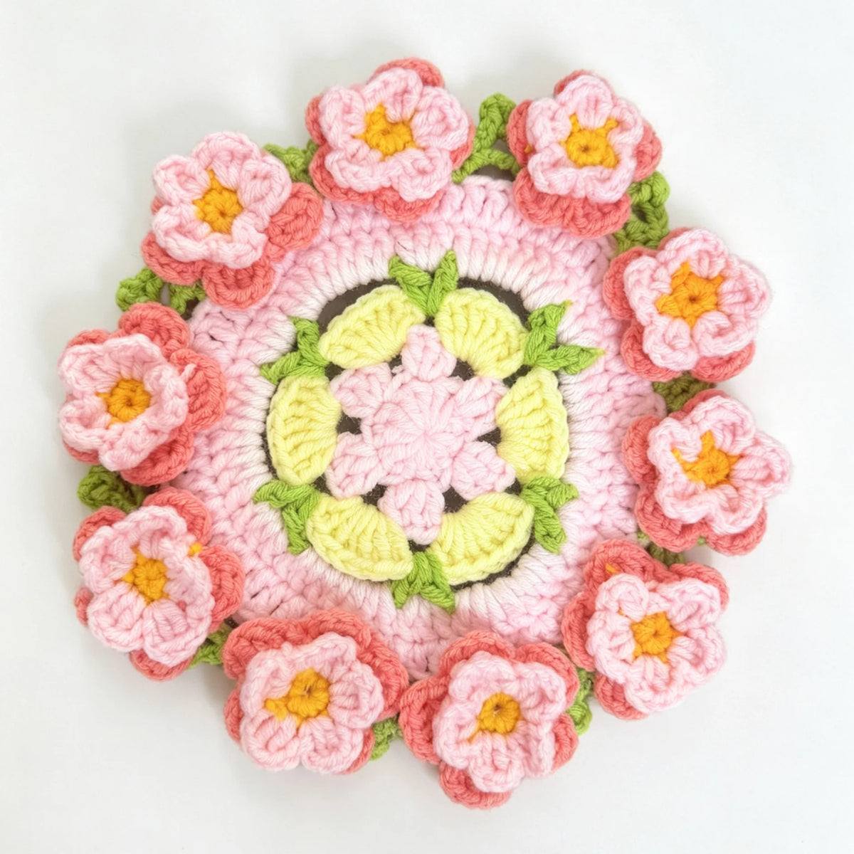 coussin crochet fleurs motifs colorés artisanal traditionnel opaques variété