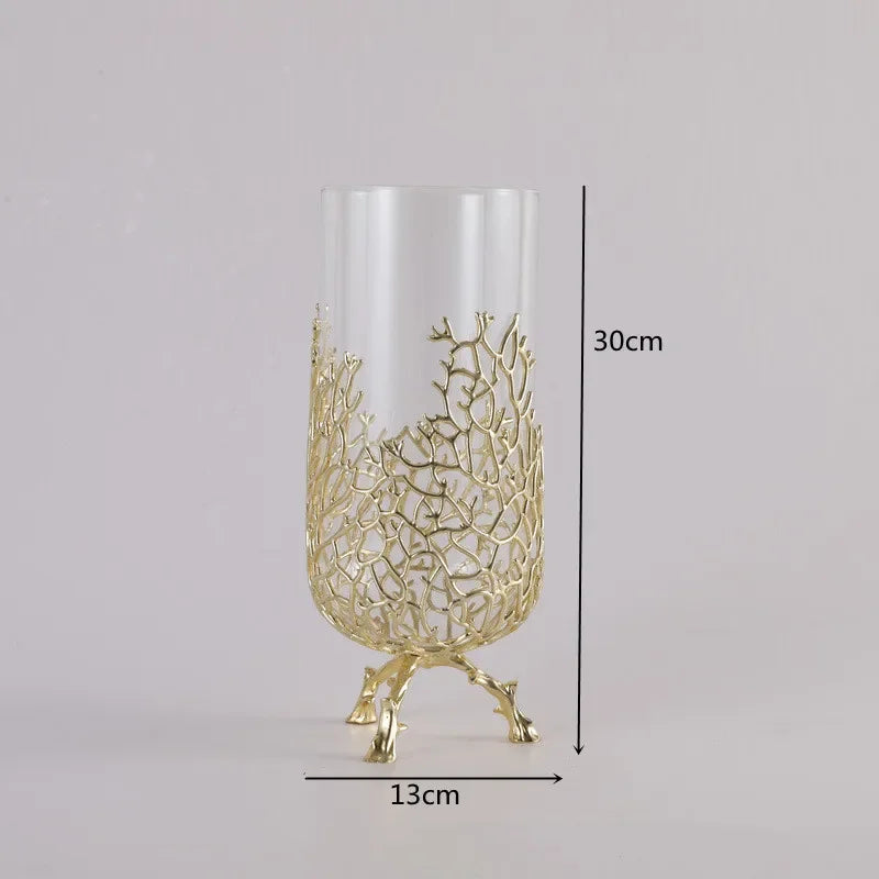 vase moderne élégant doré branches stylisées transparent pieds sculptés decoration maison table