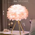 lampe table plumes moderne blanc bleu marine rose gris pieds métal doré