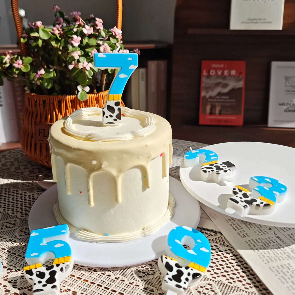 bougies anniversaire chiffres pois noirs blancs nuages bleus décoratives animaux adhésives table fête gâteau