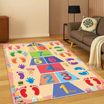 tapis enfant moderne rose clair bleu rouge jaune vert motif numéro empreinte pied lettres