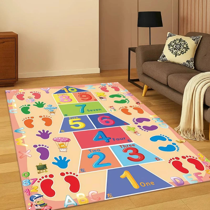 tapis enfant moderne rose clair bleu rouge jaune vert motif numéro empreinte pied lettres