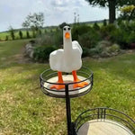 statue canard doigt levé résine blanche orange humour provocateur jardin intérieur decoration art maison