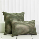 housse coussin vert olive motif géométrique contemporain polyester respectueux environnement coussin