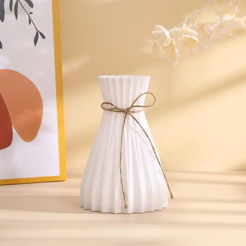 vases plissés modernes minimalistes noir bleu gris rose beige opaques