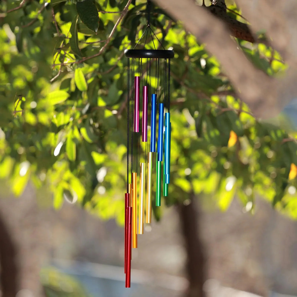 carillon éolien musical multicolore moderne cloches rondes crochet métallique apaisant relaxation méditationextérieurcoration