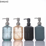 distributeur savon liquide bleu clair moderne texture géométrique noir gris