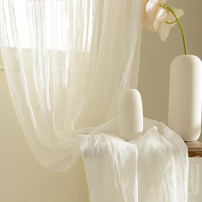 rideau blanc rayé semi transparent moderne clips suspension salon chambre française