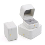 boîtes bijoux cuir blanc classique boutons dorés coffret cadeau emballage bijoux opacité matériauintérieur autres