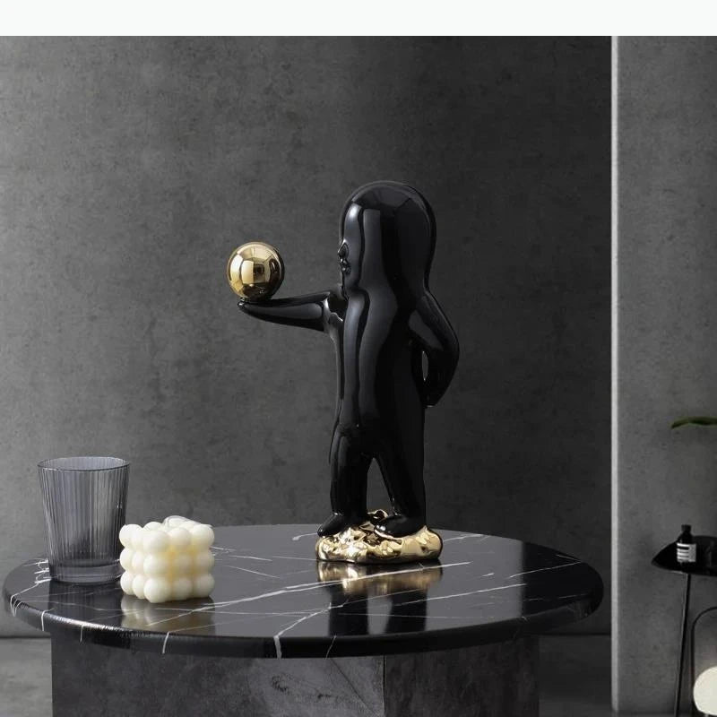 statue contemporaine ornement décoration noir blanc bleu matière organique