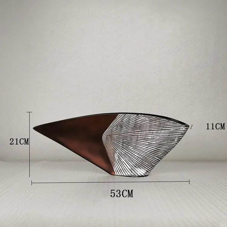 vase moderne résine marron doré gris noir rayures fines intérieur decoration