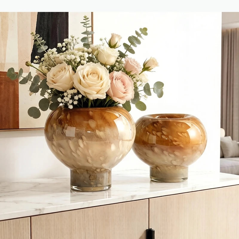 vase moderne marron beige marbré semi transparent décoration table arrangement fleurs