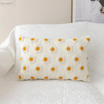 housse coussin brodée fleur marguerite polyester coton blanc jaune décorative salon voiture 30x50cm zip