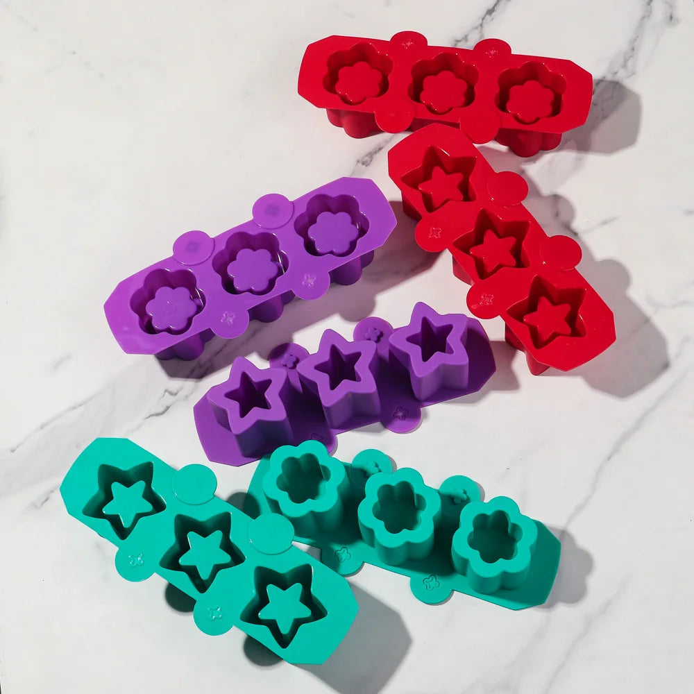 moules gâteaux silicone étoiles fleurs violet rouge bleu moderne motifs géométriques opaques
