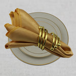 serviette table satin anneau doré mariage décoration table repas classique