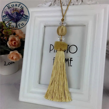pompons décoratifs translucides franges rideaux décoration intérieure élégante