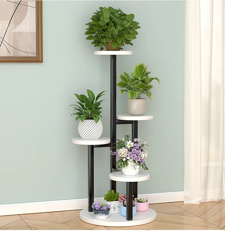 étagère moderne plantes pots fleurs organisation bois noir blanc minimaliste