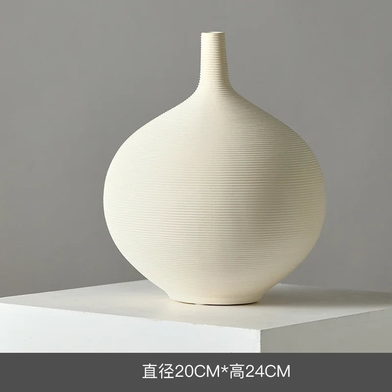 vases céramique blancs rayures horizontales modernes fleurs artificielles