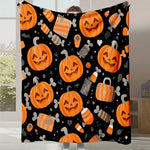 Cette image présente un motif Halloween festif composé de citrouilles souriantes, de bonbons et d'éléments décoratifs noirs et orange sur un fond sombre.