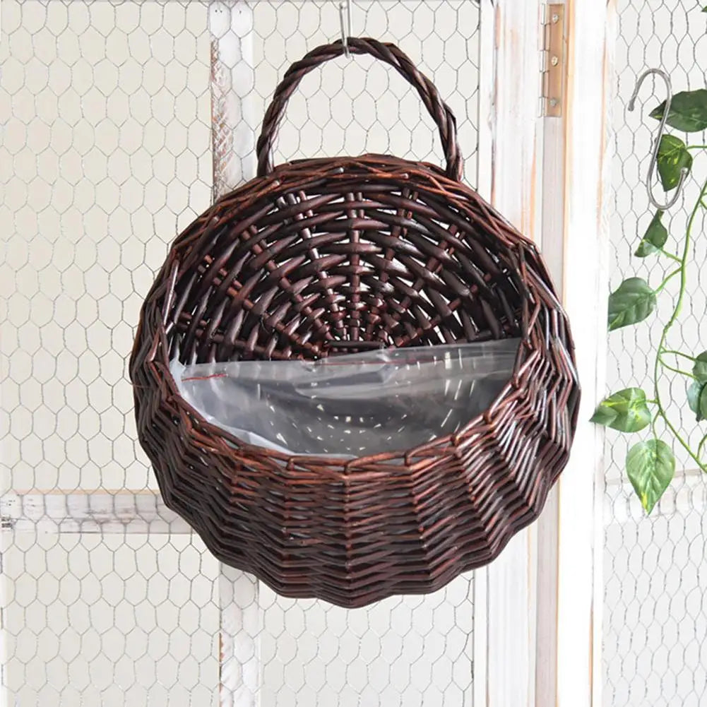 panier suspendu tressé rotin marron clair brun foncé gris rustique naturel crochets