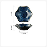 plateau bijoux céramique rose clair blanc bleu foncé motif floral moderne élégant anneaux boucles