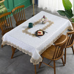 nappe table blanche broderie florale imperméable usage extérieur mariage printemps été automne