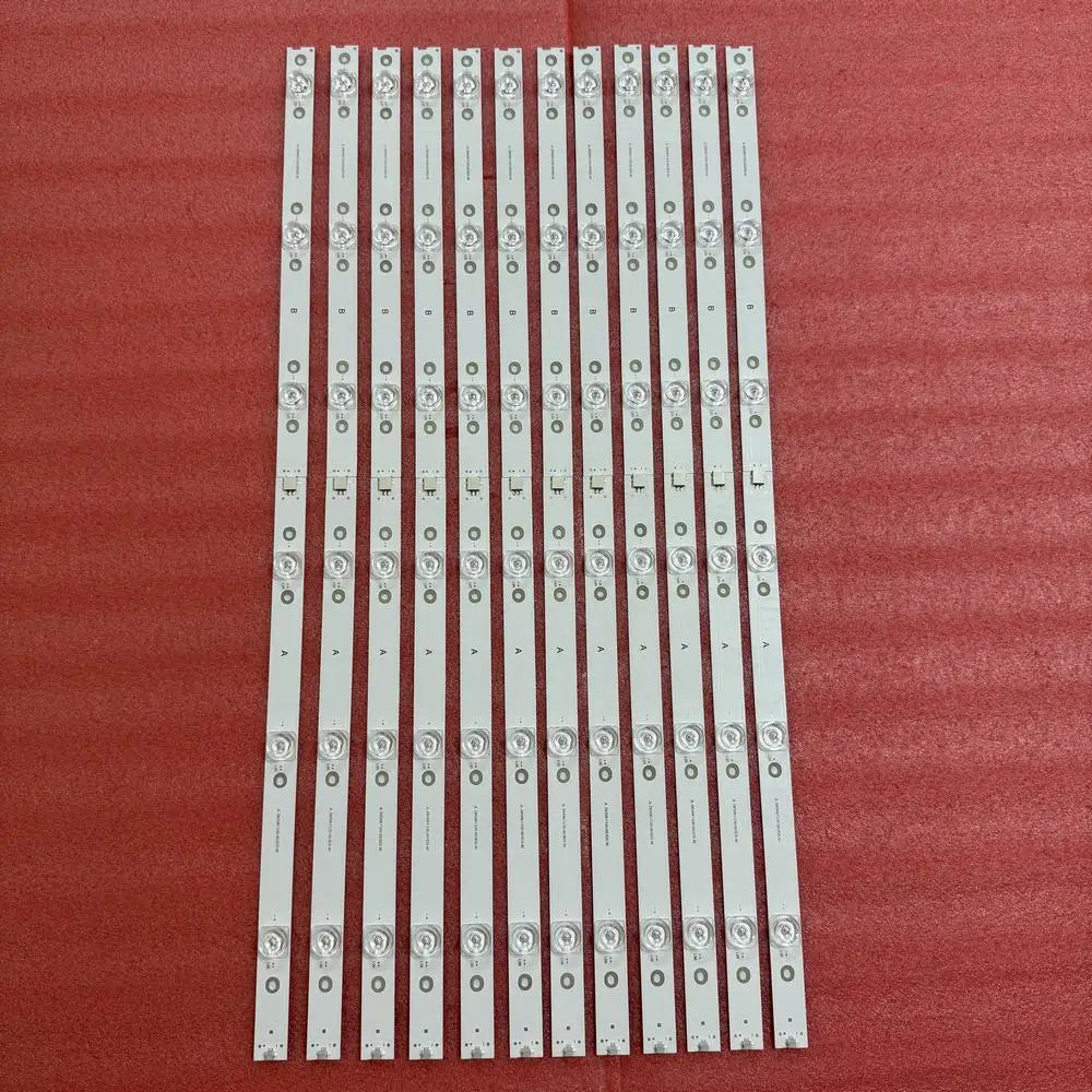 bande lumineuse led blanc moderne connecteurs électriques aluminium fixations lisses sans fil