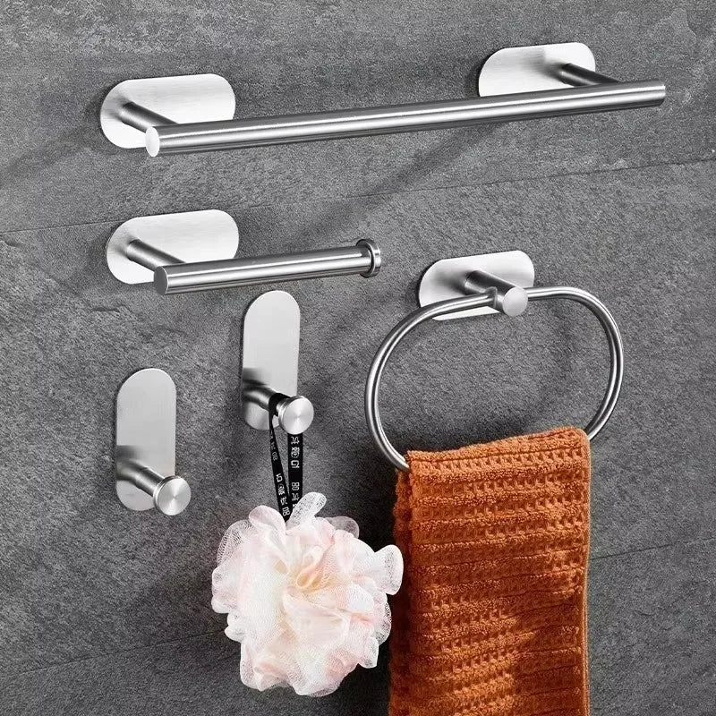 accessoires salle bain argenté noir porte serviettes moderne minimaliste adhésif ensemble quincaillerie