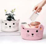 panier tissé rose blanc beiges motifs chats poignées rangement moderne