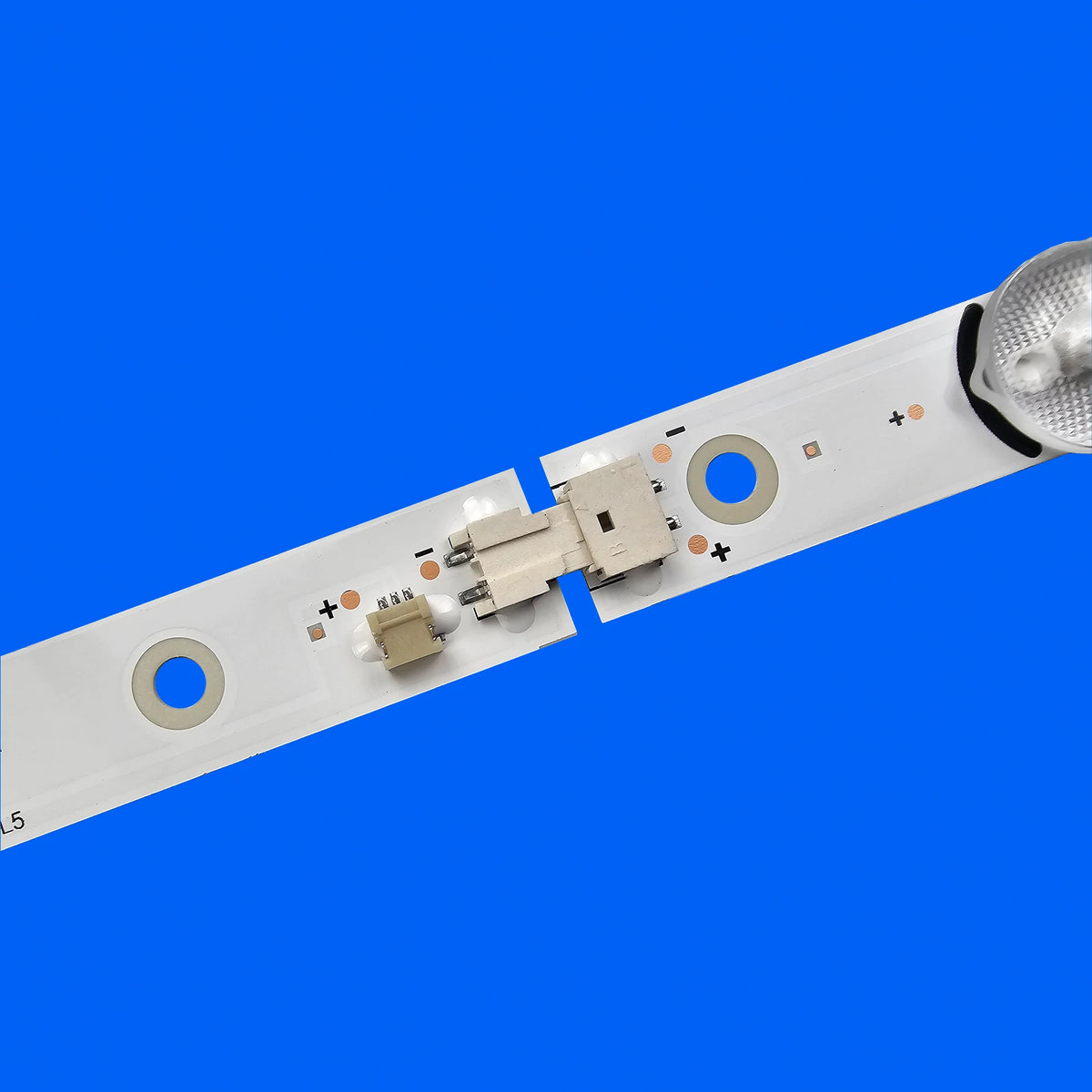 bande lumineuse led blanc points bleus interrupteur tactile moderne connecteurs électriques opacité