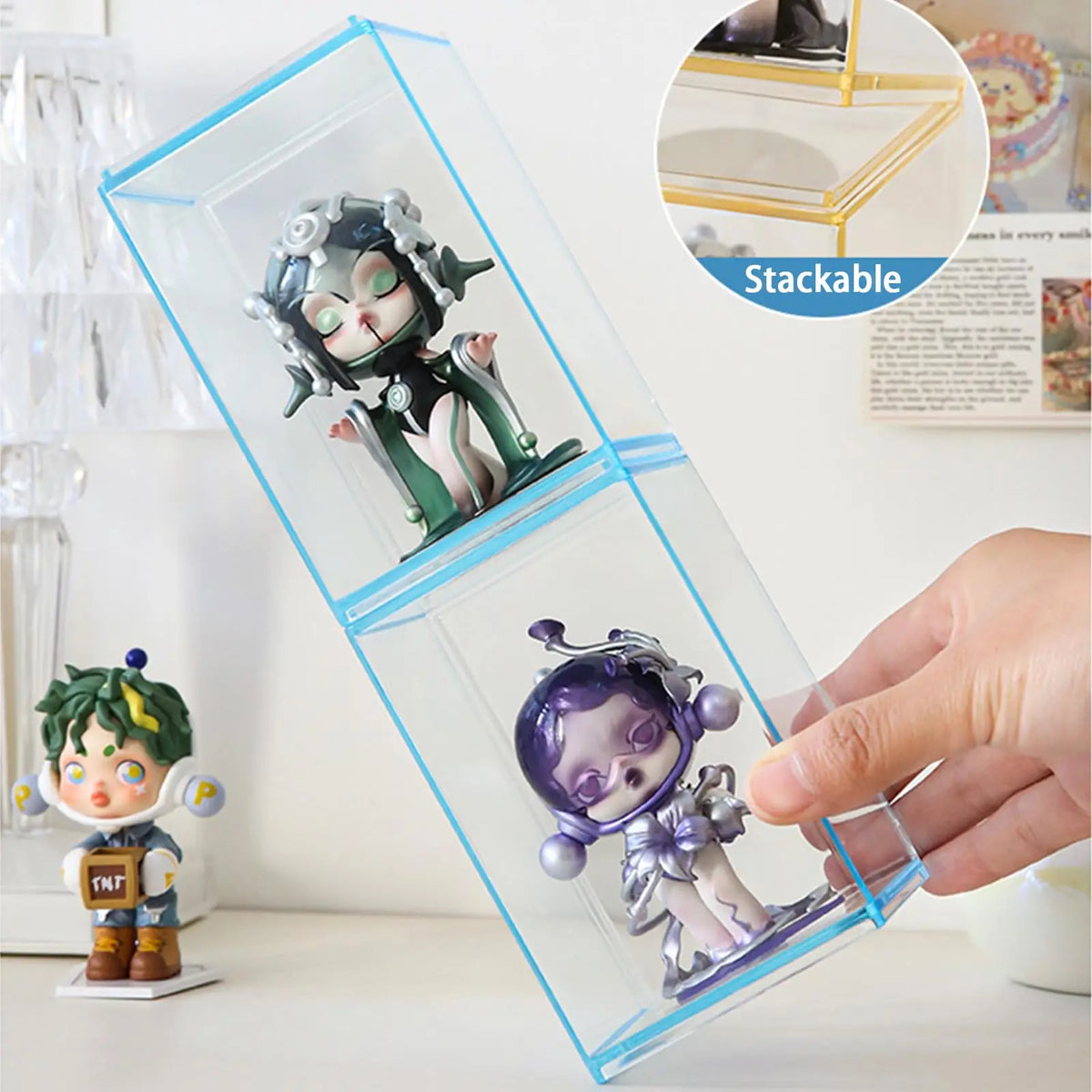 vitrine acrylique transparente boîte rangement empilable figurines jouets collectionnables protection anti poussière