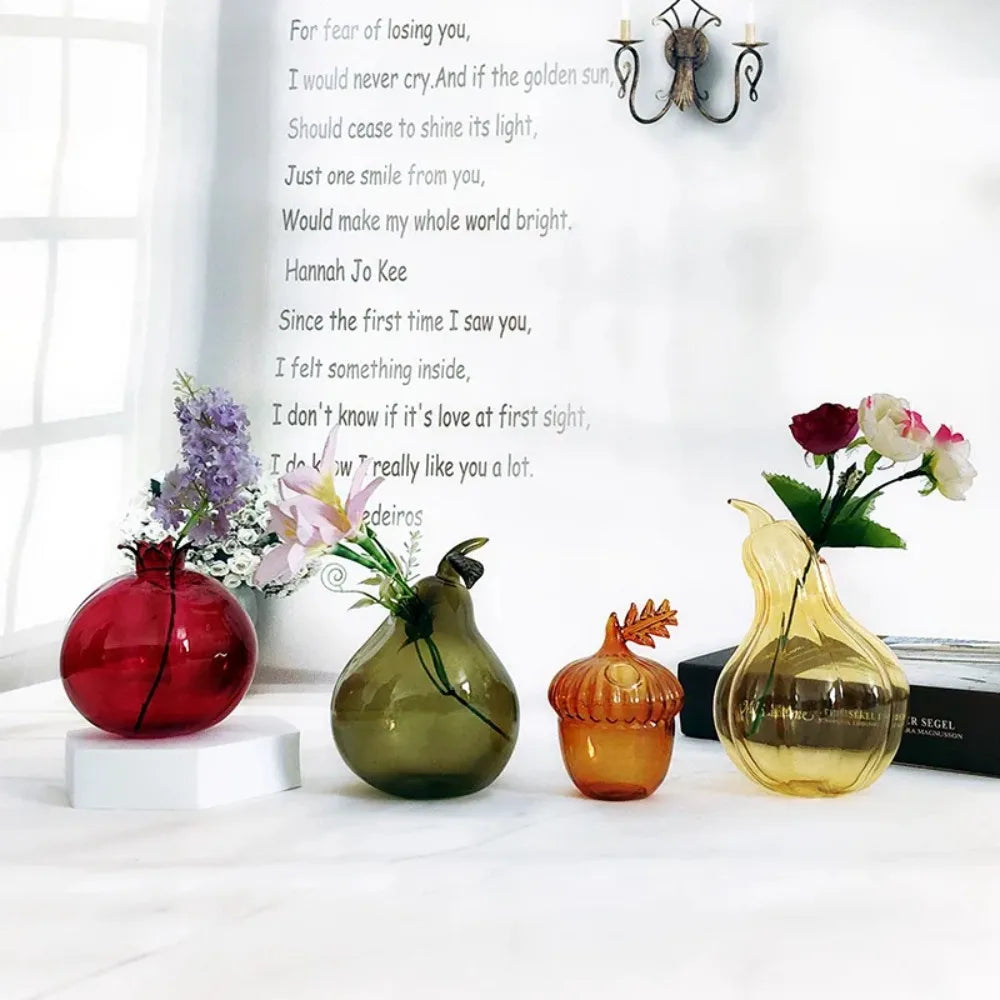 vase contemporain verre fruits pomme poire citrouille rouge jaune ornemental décoration maison