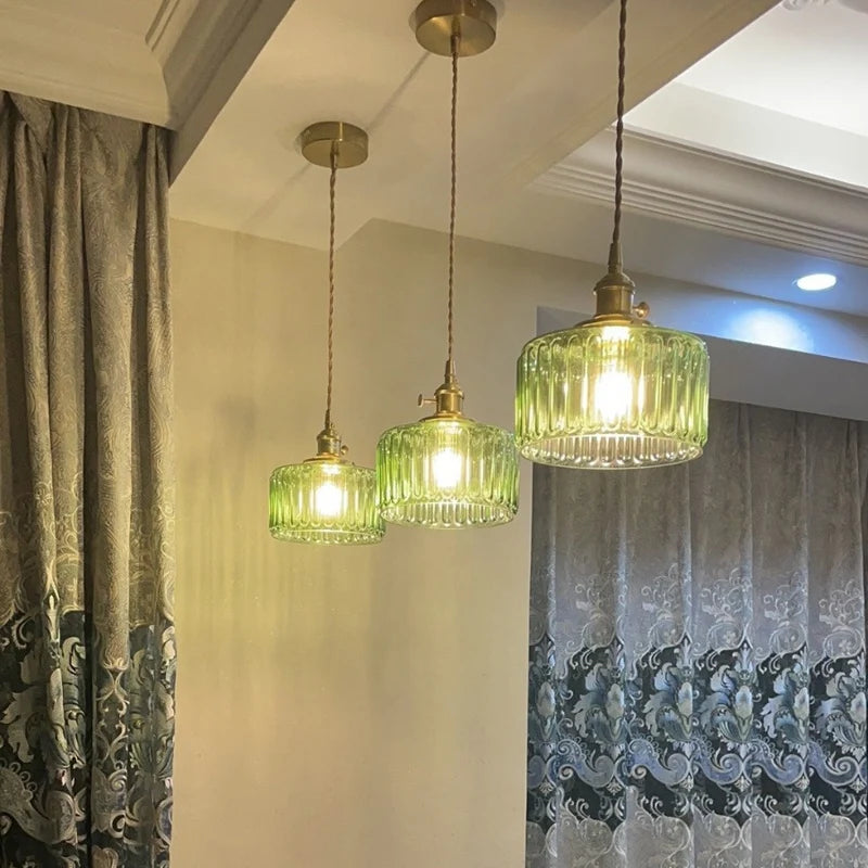 luminaire suspension vintage verre vert doré rayures verticales rétro suspension salon salle manger