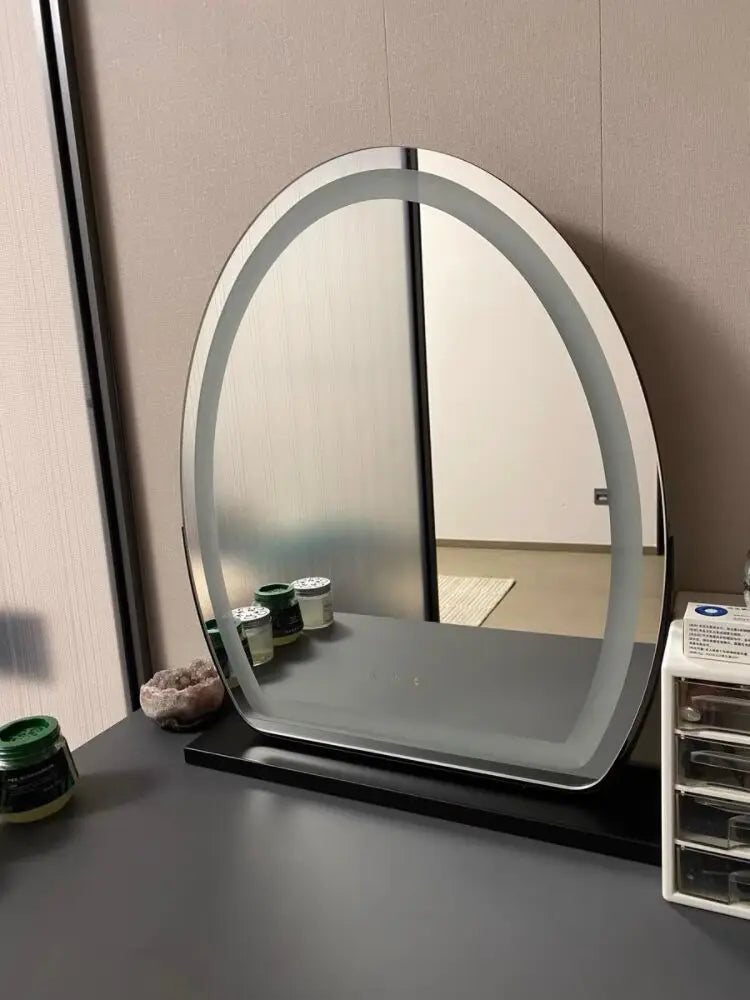 Miroir maquillage lumineux tactile sur table