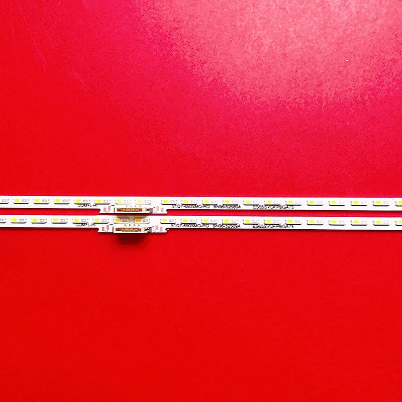 barrette led blanche petite diodes jaunes emballage fragile trois tubes blancs papier jaune