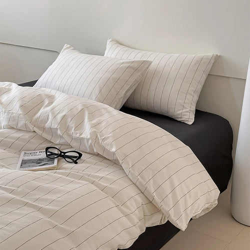 ensemble literie coton rayures fines beige clair noir moderne minimaliste