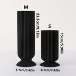 vases noirs marron rayures modernes statuettes bois intérieur salon chambre minimalistes