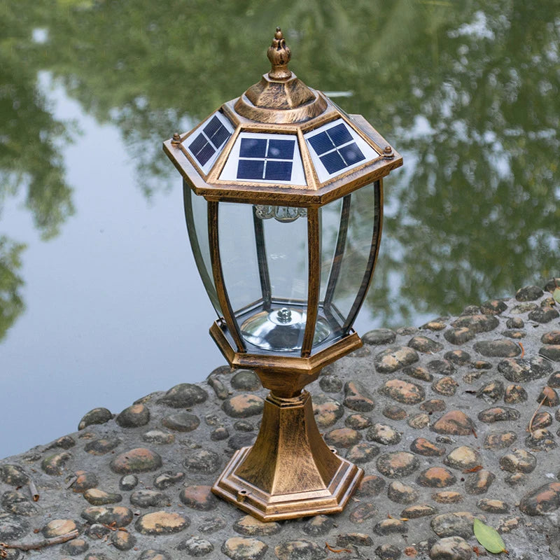 lampe solaire dorée led transparente classique extérieure étanche jardin moderne