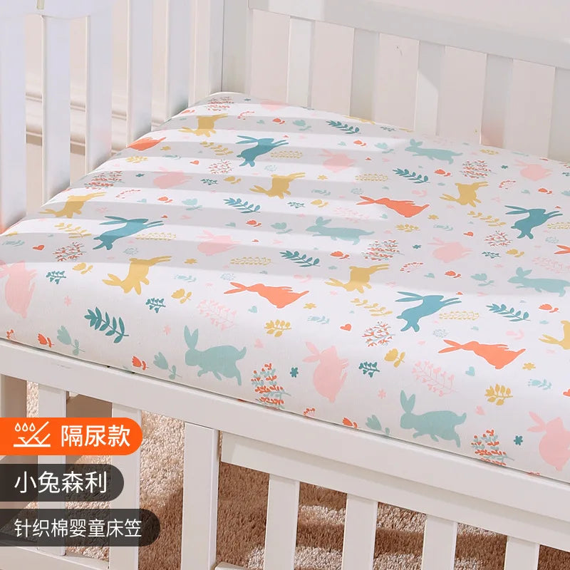drap housse lit bébé blanc jaune bleu soleils lapins arbres motifs floraux simple coloré
