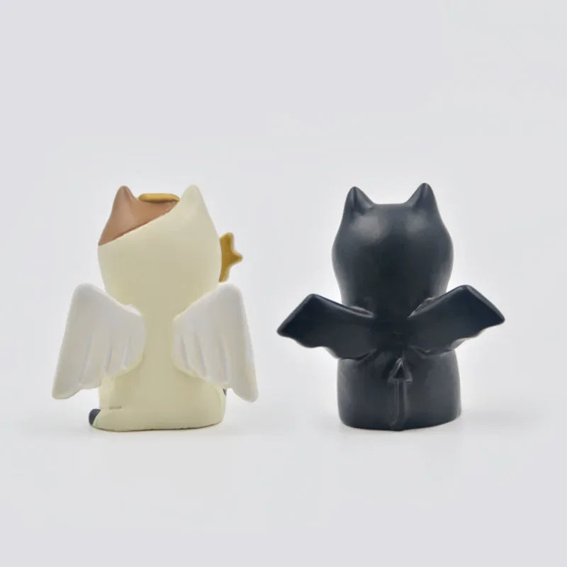 statuettes chats cartoon ailes blancs noirs decoration maison jardin collection erotique