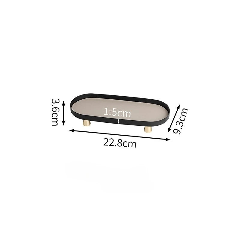 plateau ovale moderne plateau rangement métal couleur beige doré matériau mat opacité vis dorées