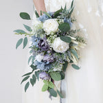 Bouquet cascade bleu pour mariage et événements spéciaux