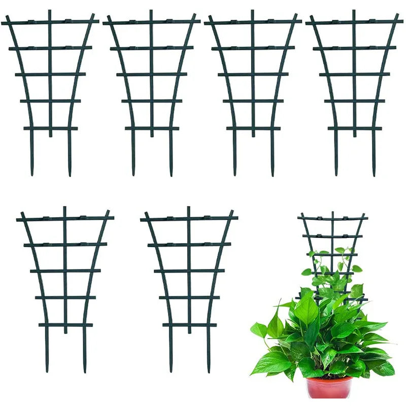 treillis jardin moderne noir grille rectangulaire opaque piquets plantes grimpantes pot fleurs