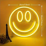 veilleuse led smiley jaune rose deco murale pop art luminaires maison moderne