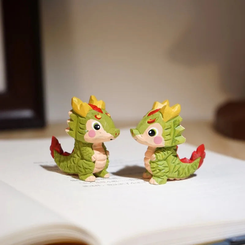 figurine dragon vert mignon texture peau dragon motifs floraux décoration cadeau anniversaire occasion noël