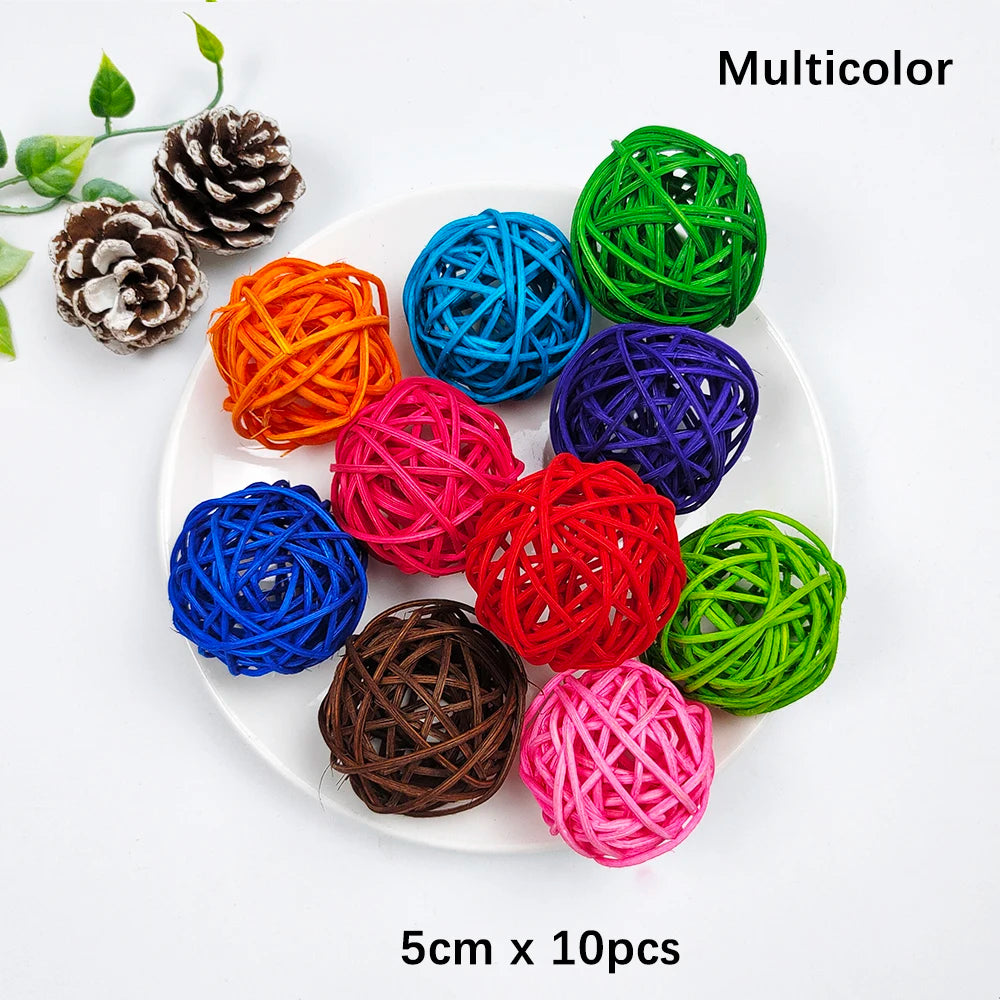 décoration artisanale boules coeurs rotin multicolores tressées anniversaire mariage festive